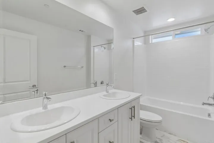 717 Kingbird Loop, Oceanside, California 92058
