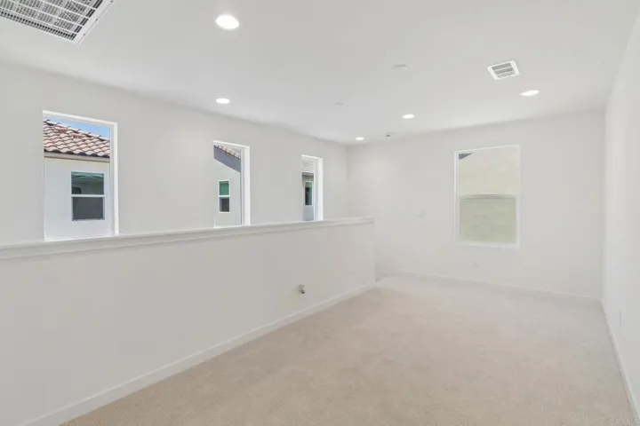 717 Kingbird Loop, Oceanside, California 92058