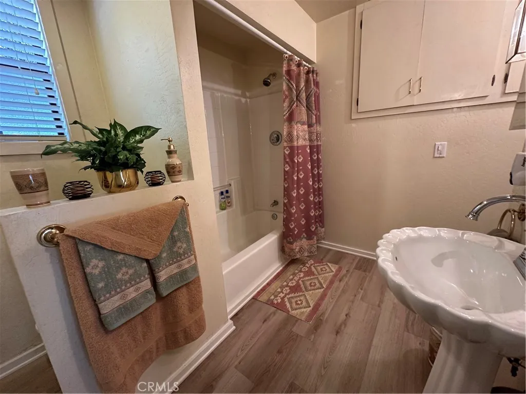 Main Floor Bathroom