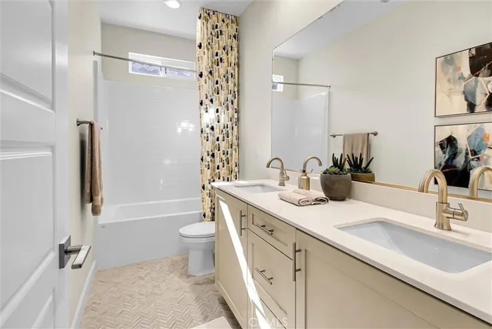 Full Bathroom second floor