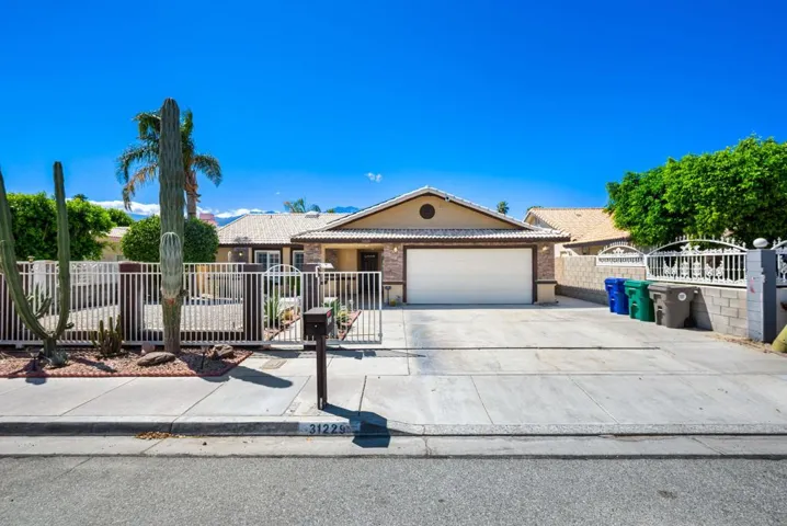 31229 Avenida La Gaviota