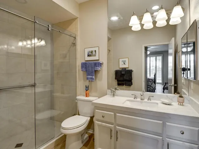 Guest Room Bath