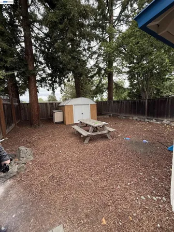 Backyard to unit 637