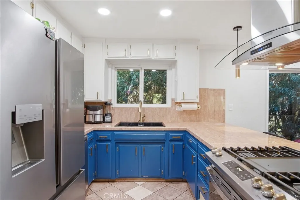 Home Kitchen