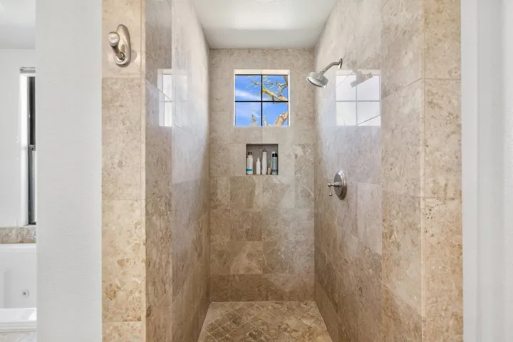 45-web-or-mls-AM4A8981