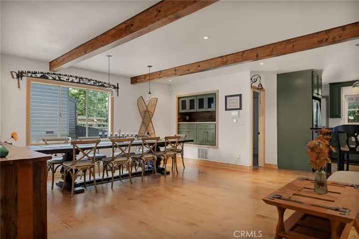 230 Hemlock Drive, Lake Arrowhead, California 92352