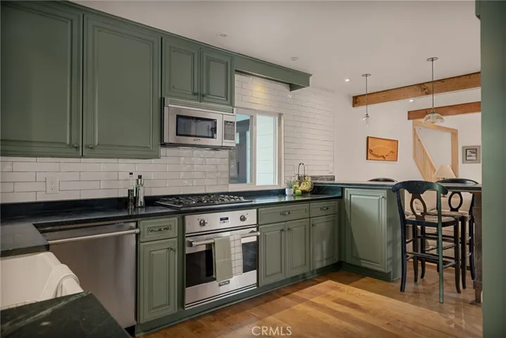 230 Hemlock Drive, Lake Arrowhead, California 92352