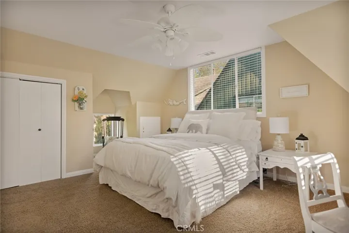 230 Hemlock Drive, Lake Arrowhead, California 92352