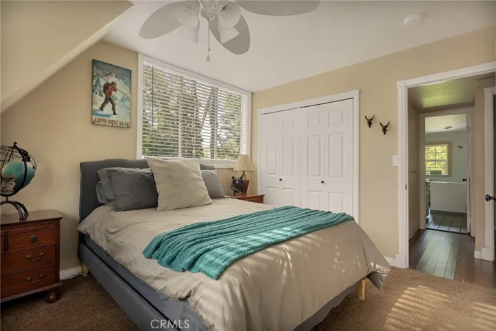230 Hemlock Drive, Lake Arrowhead, California 92352
