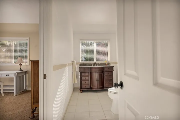 230 Hemlock Drive, Lake Arrowhead, California 92352