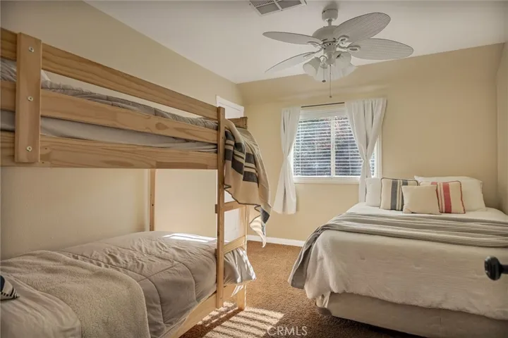230 Hemlock Drive, Lake Arrowhead, California 92352