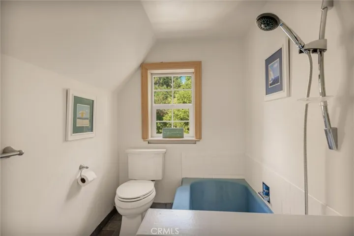 230 Hemlock Drive, Lake Arrowhead, California 92352