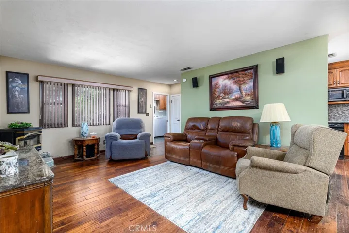 32360 Navajo Springs, Wildomar, California 92595