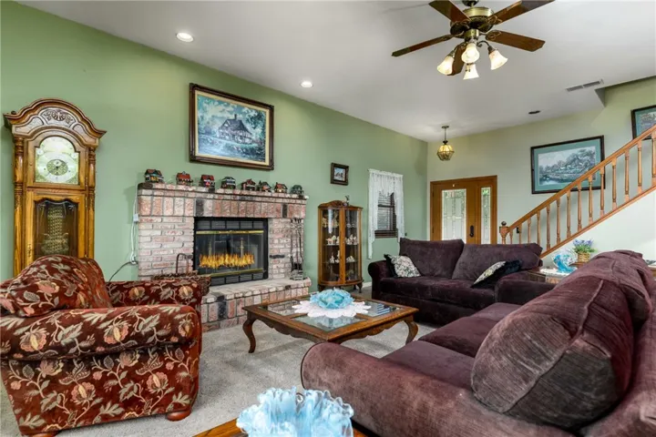32360 Navajo Springs, Wildomar, California 92595