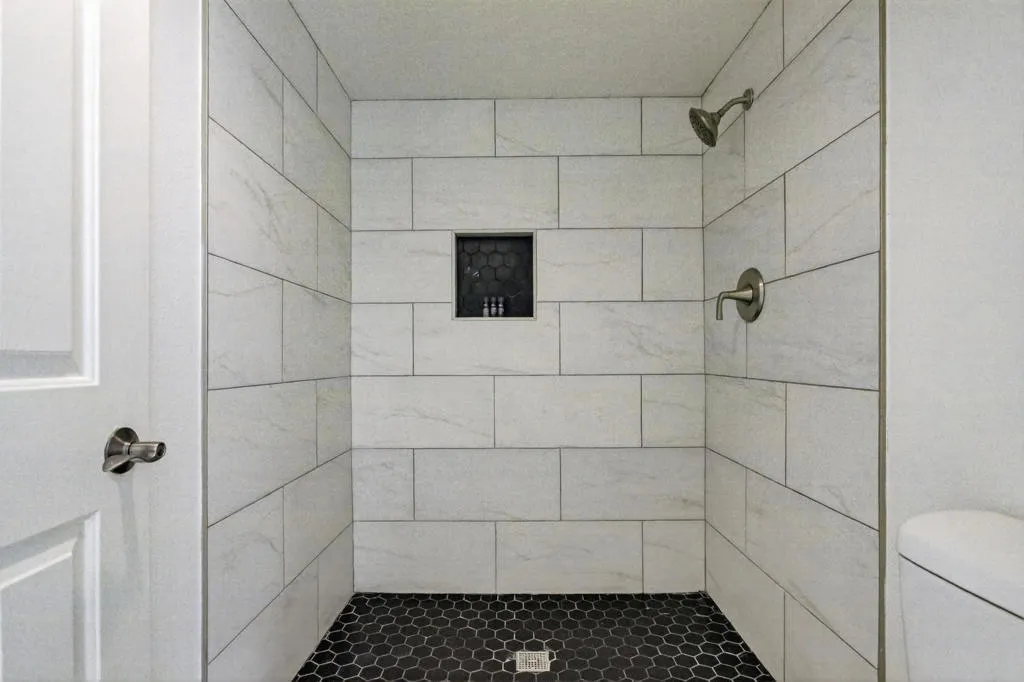 3379