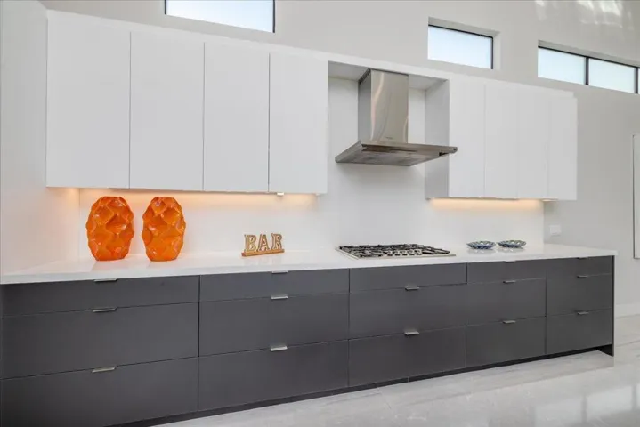 15-Kitchen