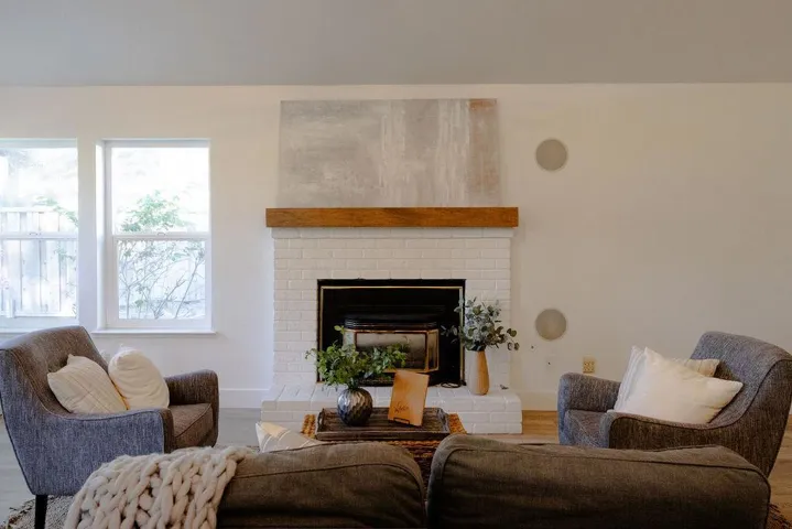 501 Bobbys Lane, Hollister, California 95023