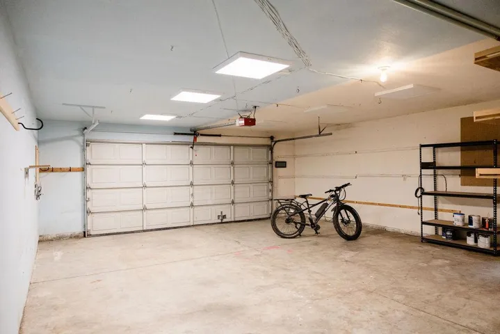 501 Bobbys Lane, Hollister, California 95023