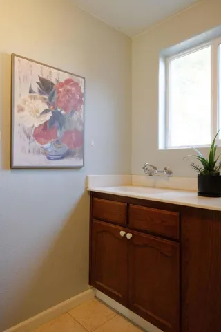 501 Bobbys Lane, Hollister, California 95023