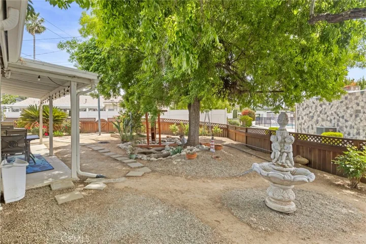 621 Palmer Street, Hemet, California 92543