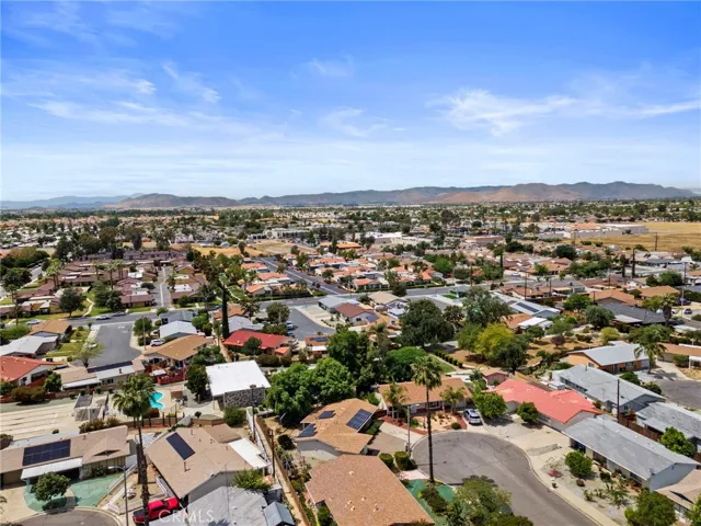 621 Palmer Street, Hemet, California 92543