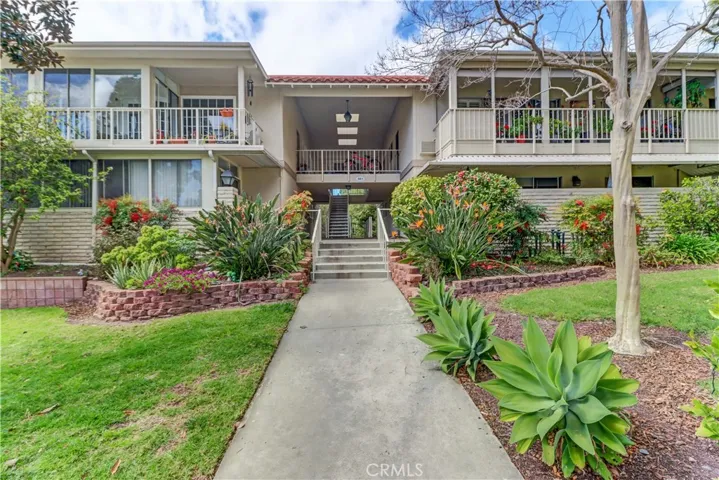 661 Avenida Sevilla B, Laguna Woods, California 92637