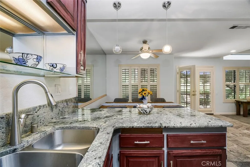 Kitchen - Dining