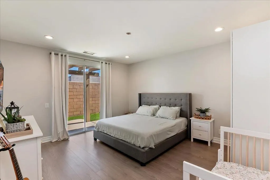 15-Primary Bedroom
