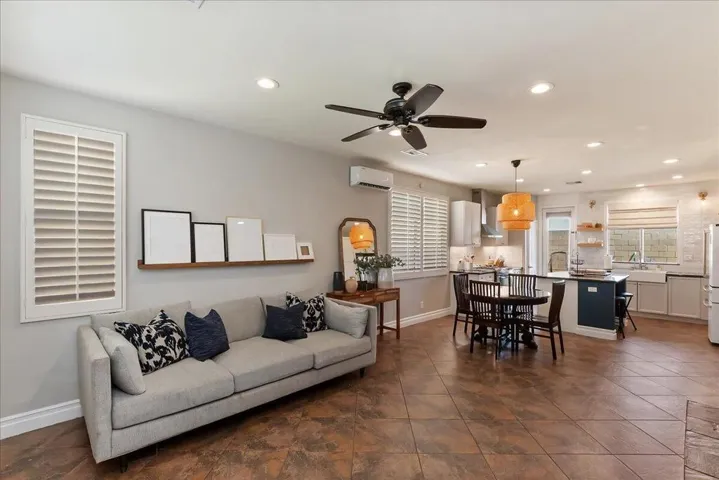 05-Living Room