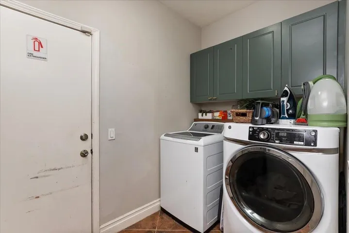 24-Laundry Room