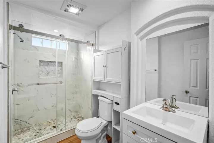3912 W 132nd Street, Hawthorne, California 90250