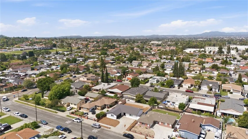 239 S 4th, La Puente, California 91746