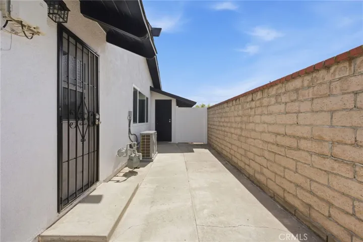 239 S 4th, La Puente, California 91746