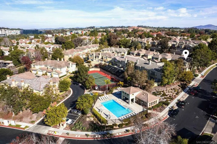 3696 Ruette De Ville, San Diego, California 92130