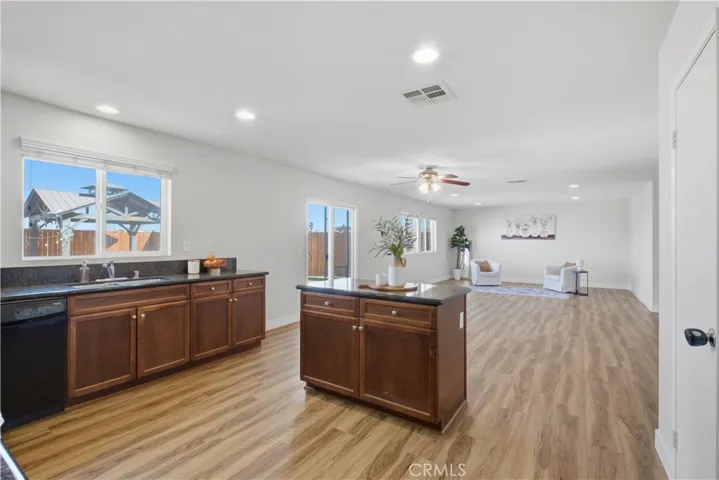 44640 Driftwood, Lancaster, California 93535