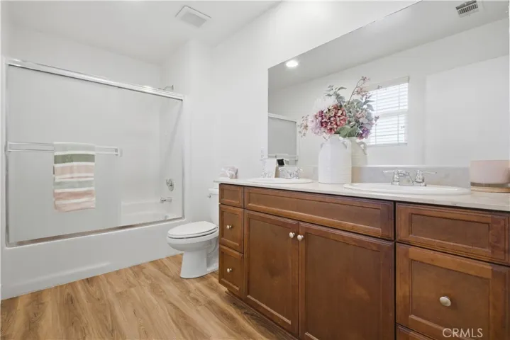 MASTER BATHROOM #3