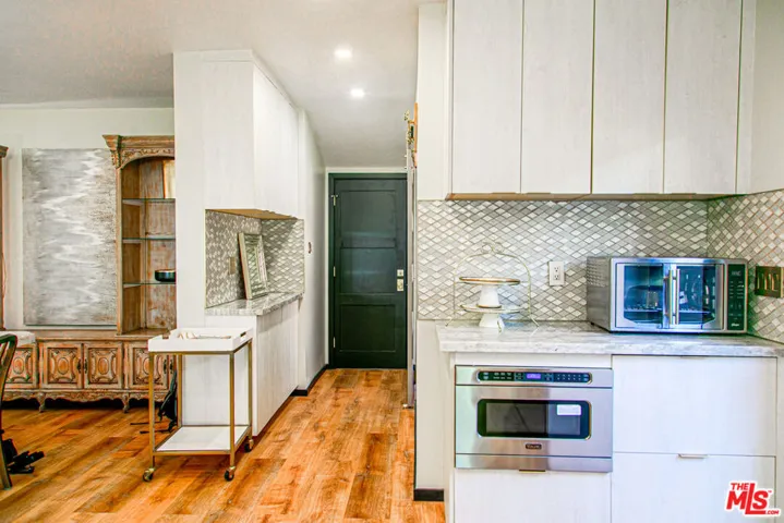 Kitchen Pantry and Butler's Ba