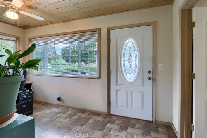 Entry - Office