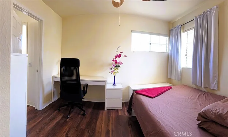430 W Walnut Avenue W, Monrovia, California 91016