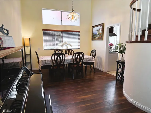 430 W Walnut Avenue W, Monrovia, California 91016