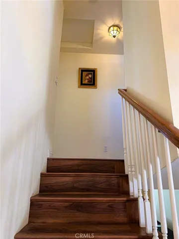 430 W Walnut Avenue W, Monrovia, California 91016