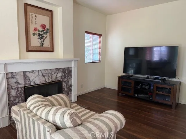430 W Walnut Avenue W, Monrovia, California 91016