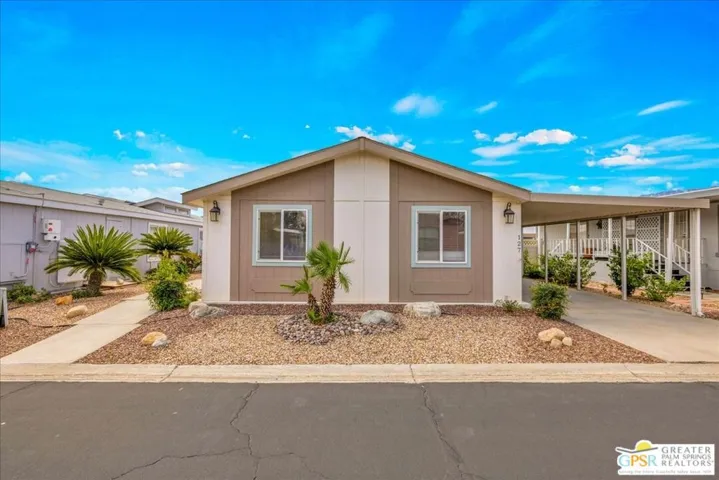 Front desert landscaping