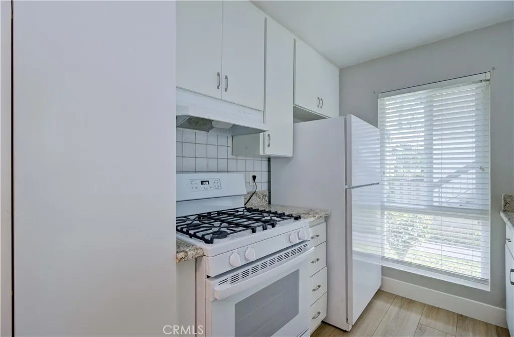 Kitchen stove and refrigerator