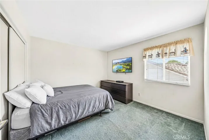 1137 Avenida Roundelay, San Jacinto, California 92583
