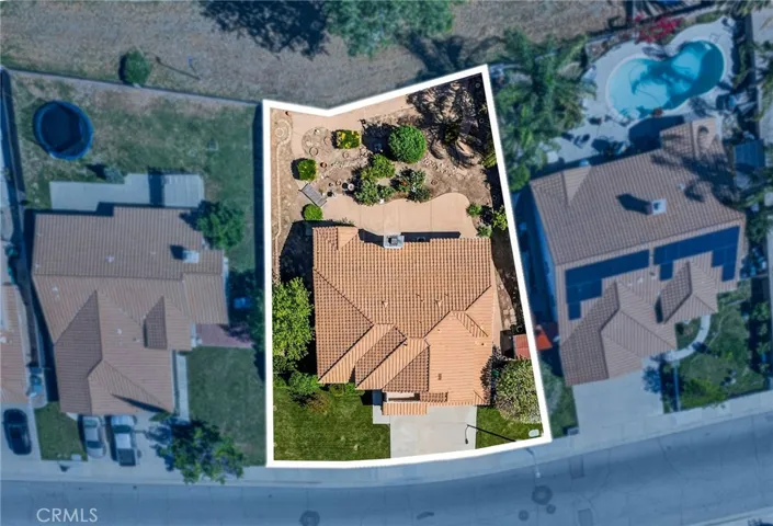 1137 Avenida Roundelay, San Jacinto, California 92583