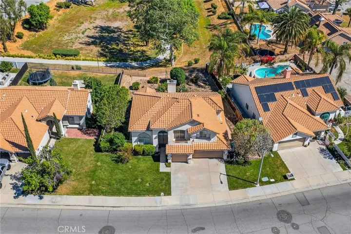 1137 Avenida Roundelay, San Jacinto, California 92583