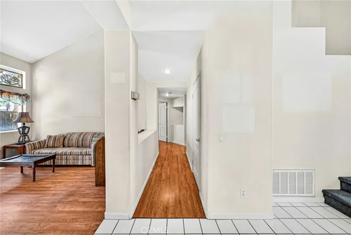 1137 Avenida Roundelay, San Jacinto, California 92583