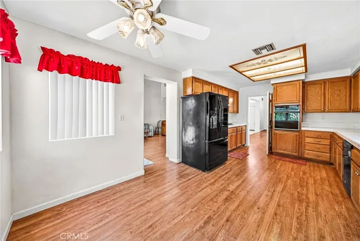 1137 Avenida Roundelay, San Jacinto, California 92583