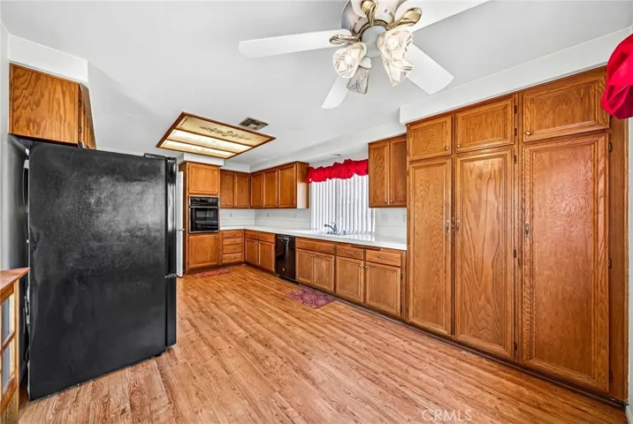 1137 Avenida Roundelay, San Jacinto, California 92583